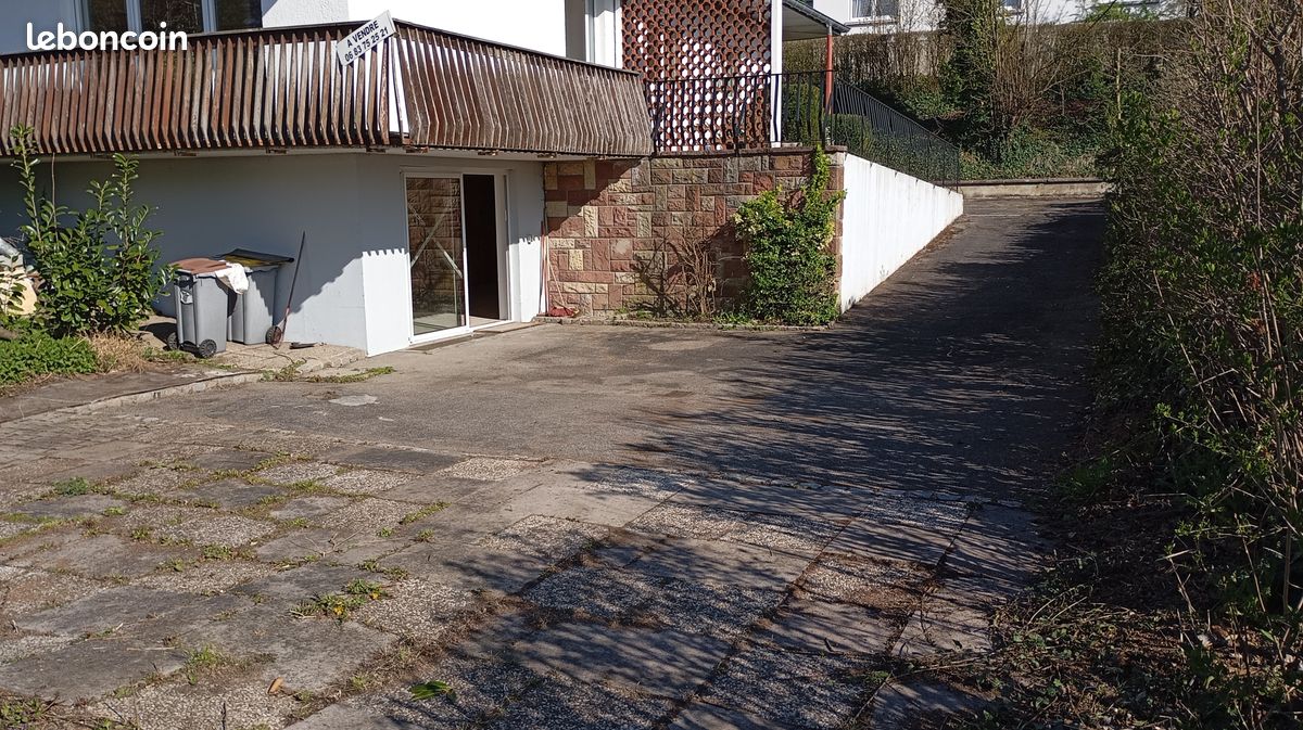 Maison 8 pièces 200 m² · à Brunstatt-Didenheim · 200 m² · 330 000 €