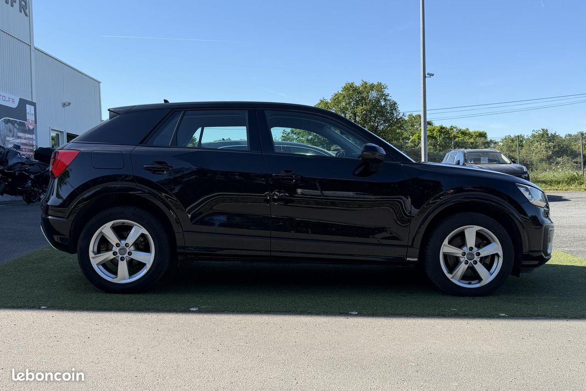 Audi q2 1.4 tfsi bva essence 150 s tronic sport suv premium (image 4)