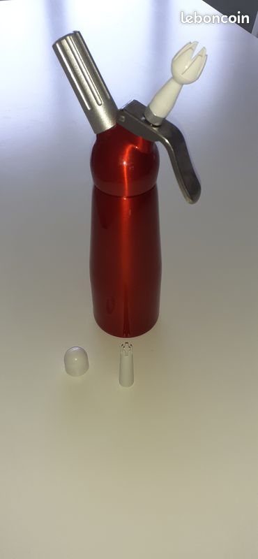 Siphon à mousses Mastrad Etat neuf (image 1)