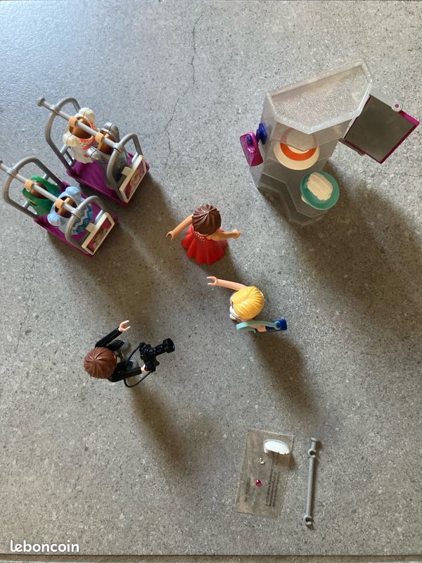 PLAYMOBIL City Life (image 1)