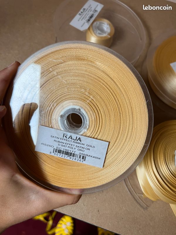 Lot de 4 rouleaux de ruban satin doré RAJA – 25 mm (image 2)