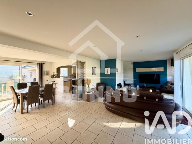 Maison familiale 6 pièces 142 m²