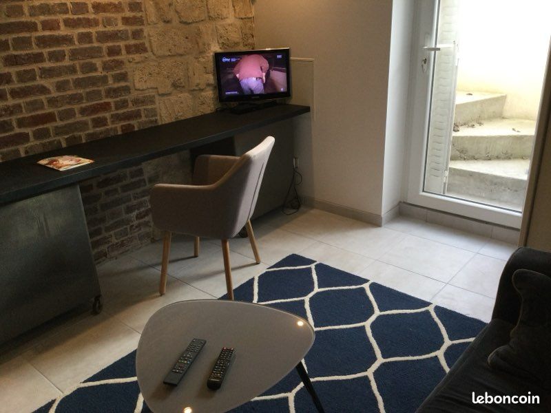 Appartement 1 pièce 25 m² · à Pontoise · 25 m² · 680 €/mois