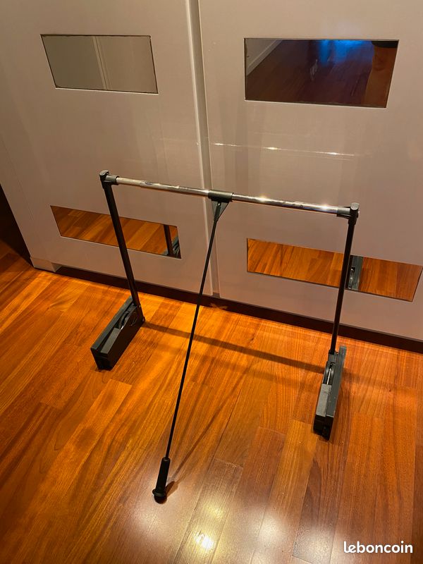 Elevateur de penderie / penderie escamotable (image 1)