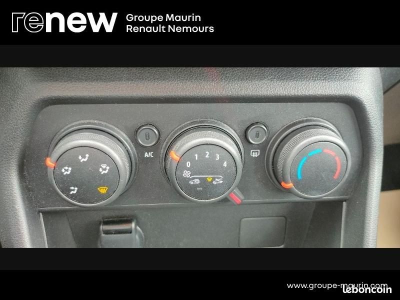Dacia Sandero 1.0 ECO-G 100ch Expression (image 26)