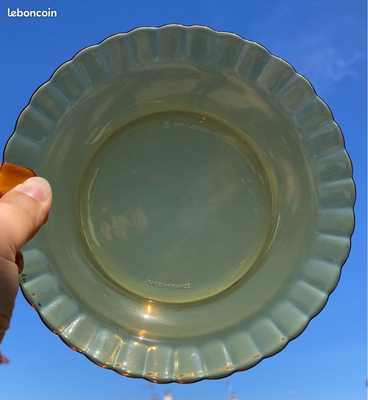 8 ASSIETTES À dessert en verre made in France forme marguerite Vintage EUR 15,00 - FR