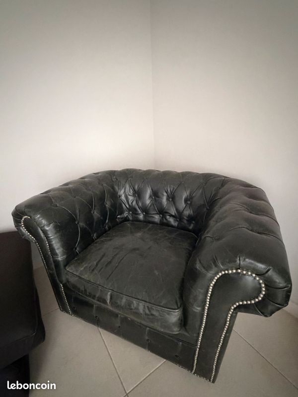 Fauteuils chesterfield (image 2)