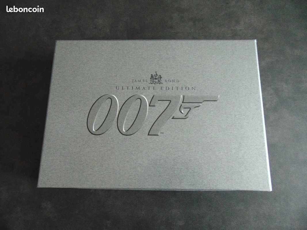 James Bond Ultimate Edition - Coffret de 20 films / 40 DVD (image 2)