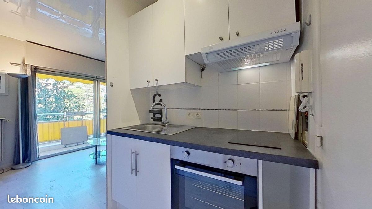 Appartement a louer cannes - 1 pièce(s) - 19 m2 - Surfyn