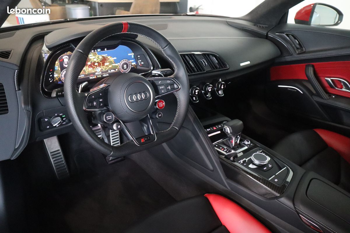 Audi R8 II 5.2 V10 PLUS FSI 610 ch Quattro "Audi Sport Édition" - 1 OF 200 - Suivi Complet Audi - 20'180 km - Feux Laser - Pack Carbone - Freins Céramique - Échappement Sport - Audi Magnetic Ride (image 7)