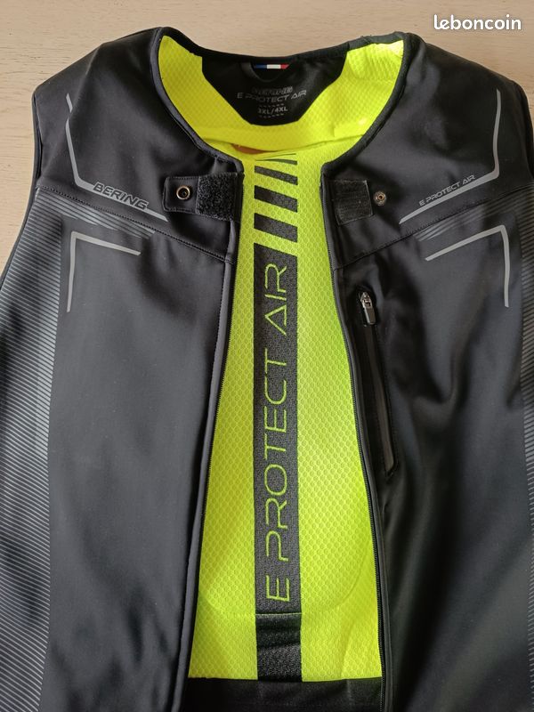 Airbag moto BERING E-PROTECT AIR 3XL/4XL Équipement moto - Main Image