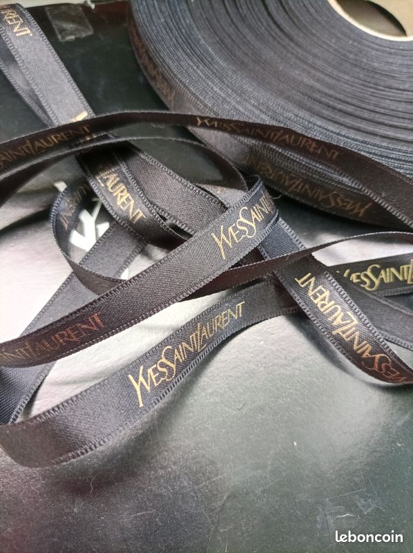 2 m ruban satin noir YSL (image 1)