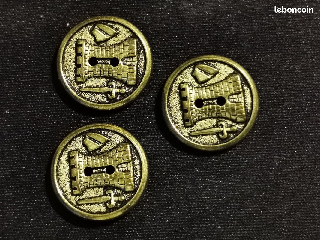 Boutons Décoratifs Vintage Dress It Up - 3 Pièces Trésors Victoriens Scellés
