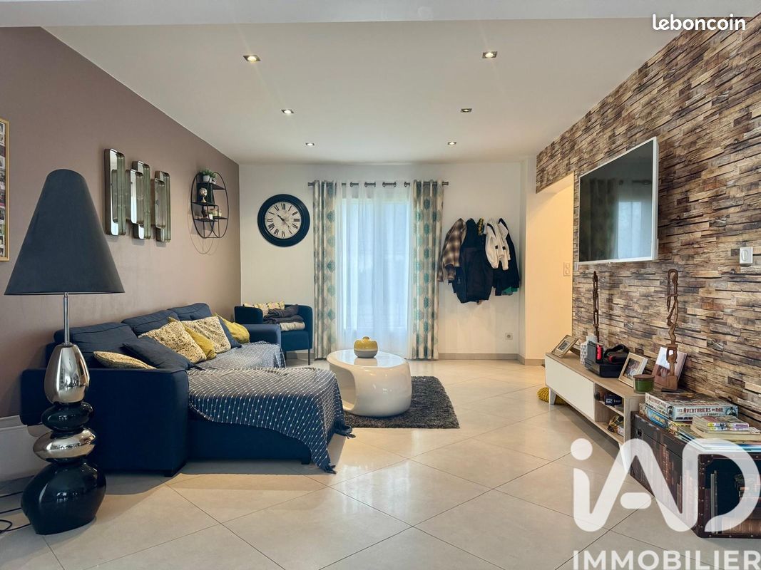 Maison 7 pièces 168 m² · à Esvres · 168 m² · 290 000 €