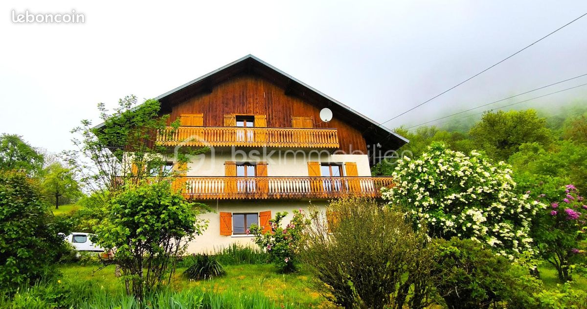 Maison 7 pièces 353 m² · à Onnion · 353 m² · 480 000 €