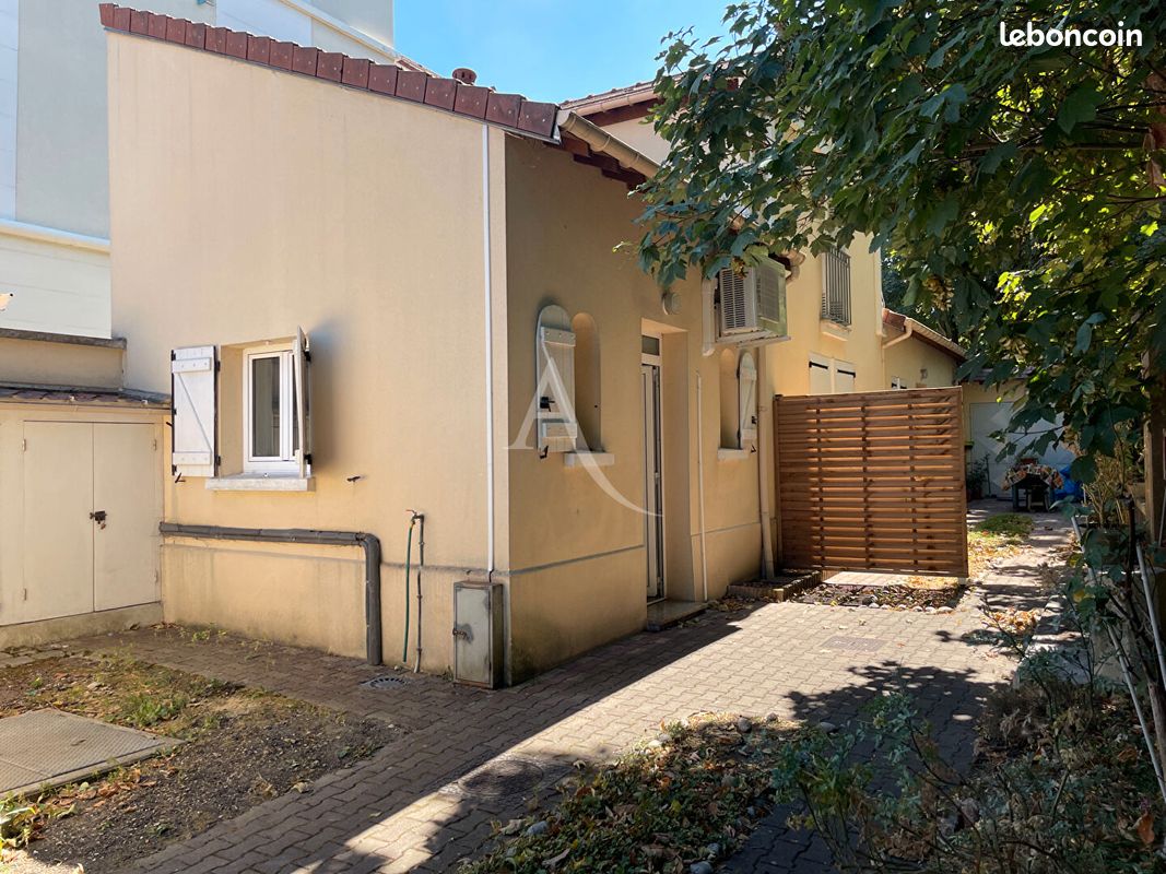 Appartement 2 pièces 34 m² · à Torcy · 34 m² · 950 €