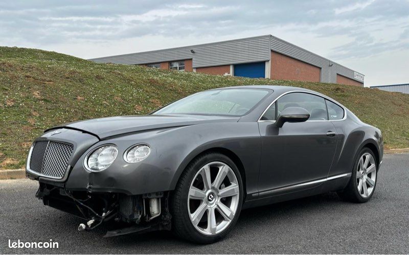 Bentley Continental GT 6.0L W12 575ch 2012 endommagé (image 1)