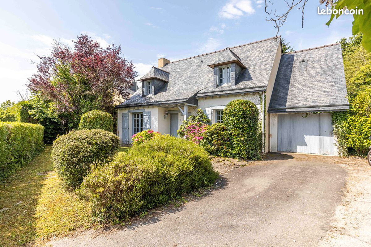 Maison 8 pièces 123 m² · à Châteaugiron · 123 m² · 379 000 €