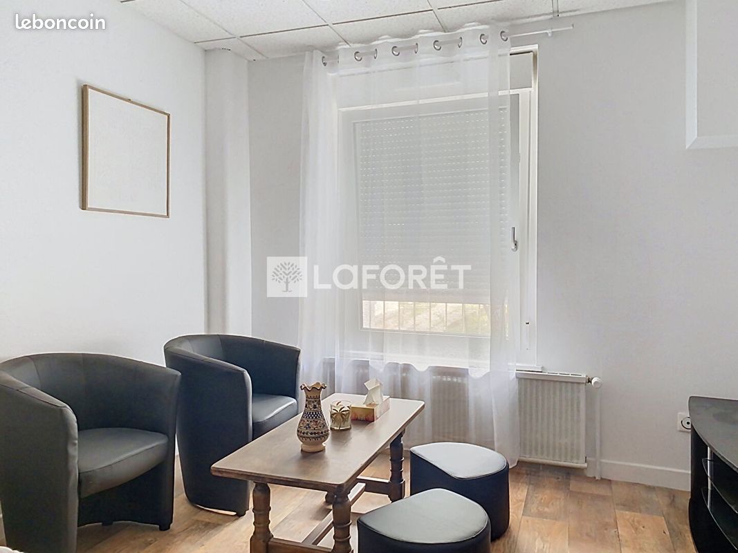 Appartement 1 pièce 32 m² · à Contrexéville · 32 m² · 450 €