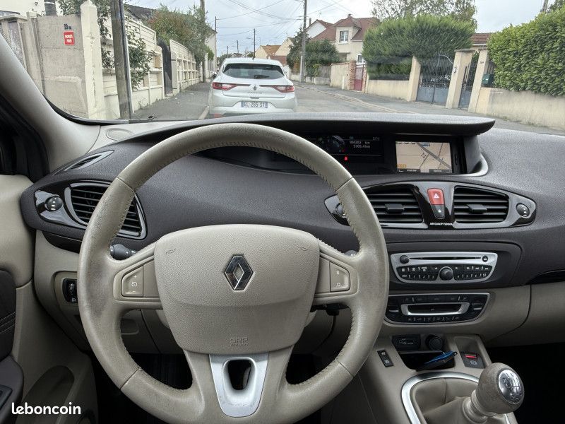 Renault GRAND SCENIC III 1.9 DCI 130CH FAP PRIVILEGE EURO5 5 PLACES (image 25)