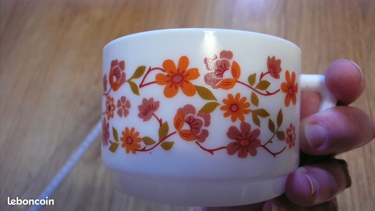 Lot De 3 Tasses Vintage Arcopal Scania - Motif Fleurs Orange - Occasion Bon État