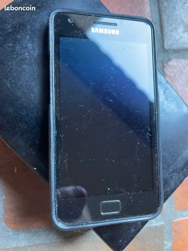 Téléphone Portable Samsung Galaxy S2 (image 1)
