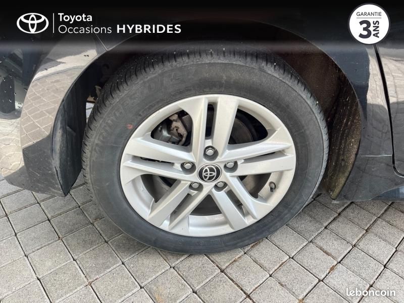 Toyota Corolla 122h Dynamic MY22 (image 16)