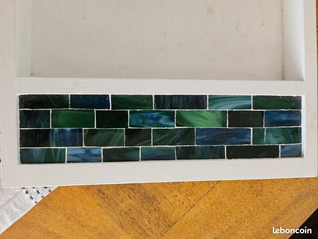 Plateau blanc mosaïque vert (image 2)