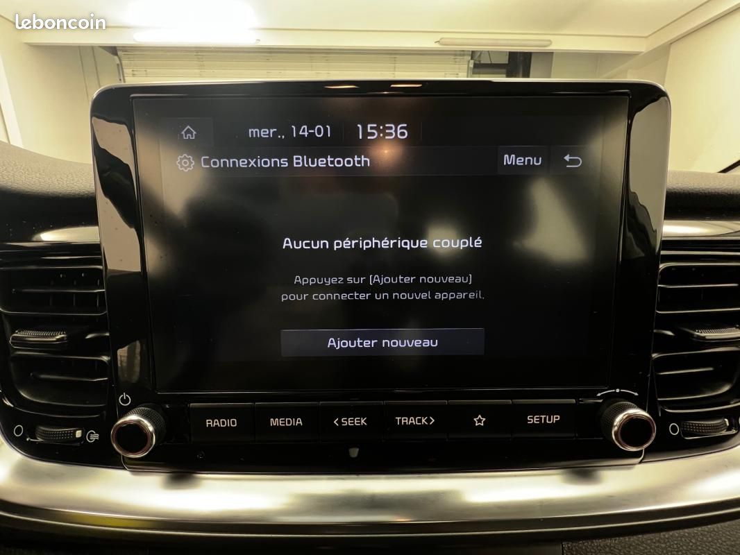 Kia Stonic 1.0 T-GDi 100 ch MHEV DCT7 Active (image 8)