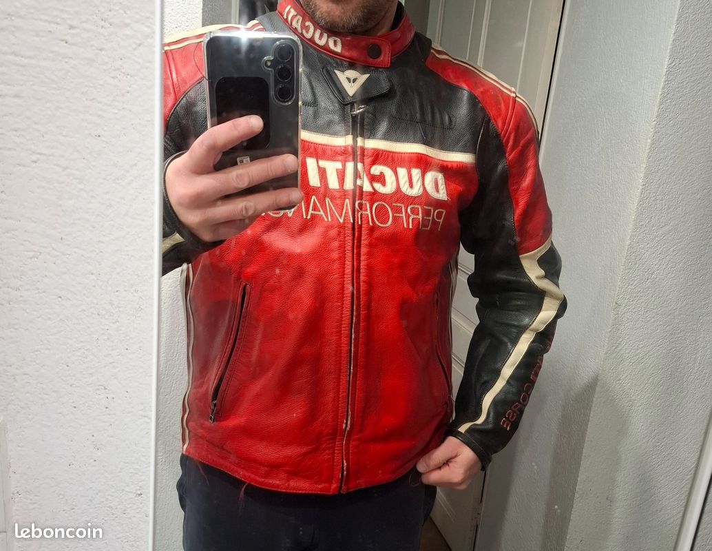 Blouson cuir dainese ducati corse années 2000 taille 54 t54 L XL