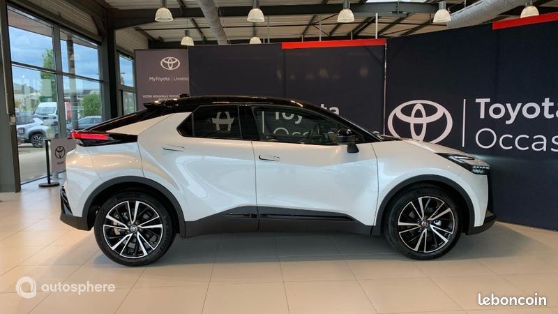 Toyota C-Hr 1.8 Hybride 140ch Collection MY25 (image 4)