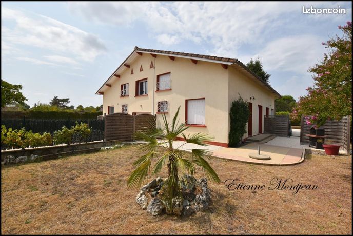 Maison 13 pièces 257 m²