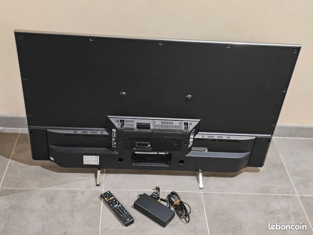TV SONY BRAVIA KDL-40EX402 Pour pièces - Photo, audio & vidéo