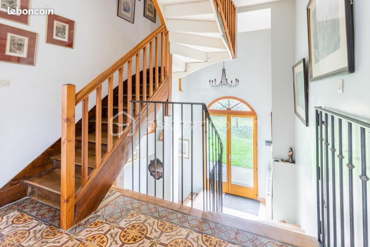 Maison 9 pièces 257 m² · à Antony · 257 m² · 920 000 €