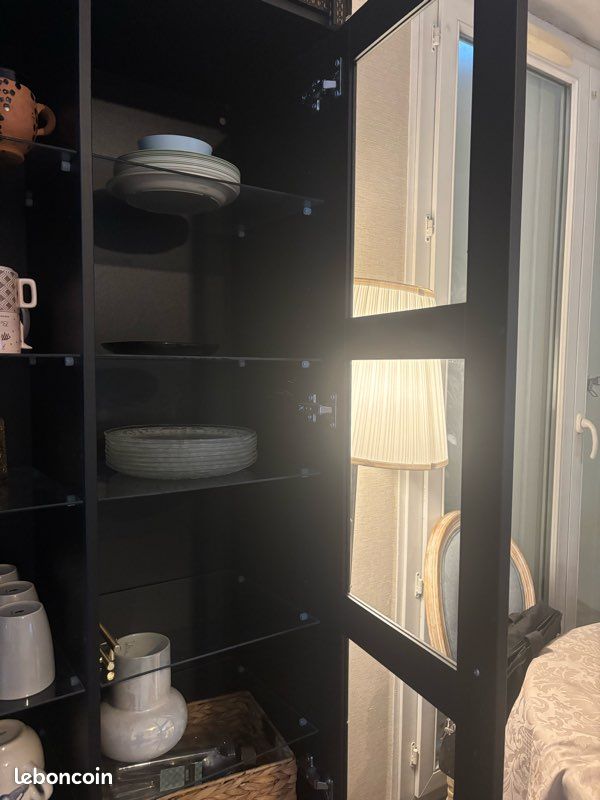 Vitrine IKEA (image 2)