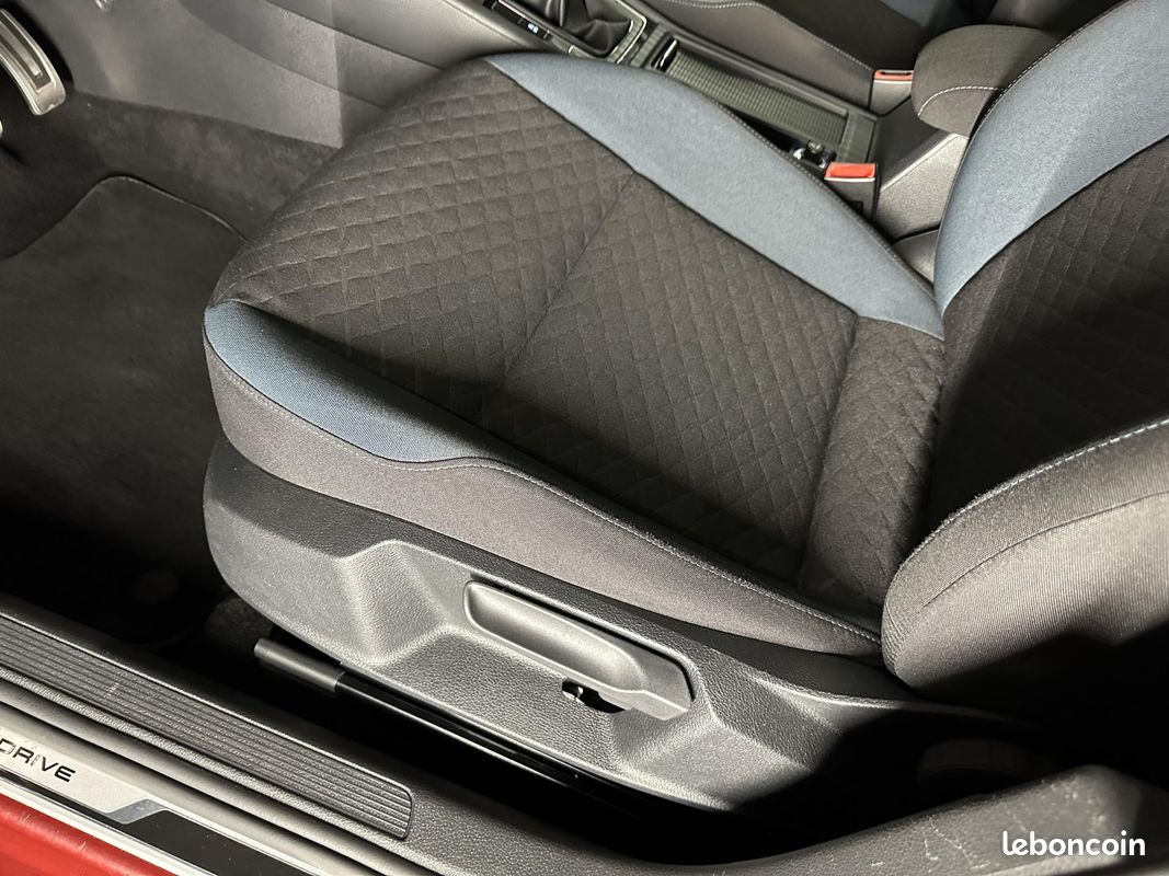 VOLKSWAGEN GOLF VII (2) 1.0 TSi 115 IQ.DRIVE BVM6 5P (image 28)