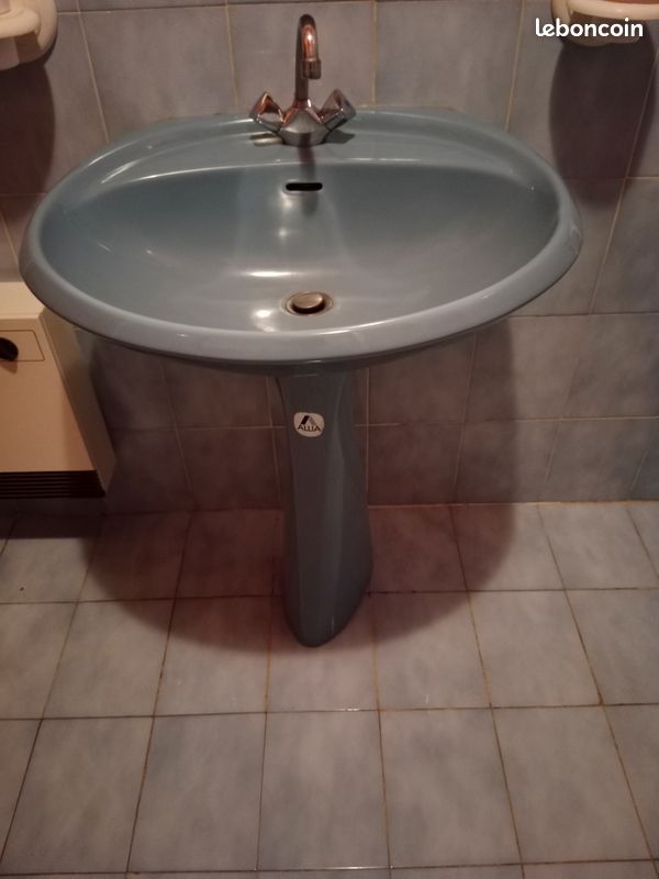 Cabine de douche, Lavabo, WC, meuble bas (image 5)