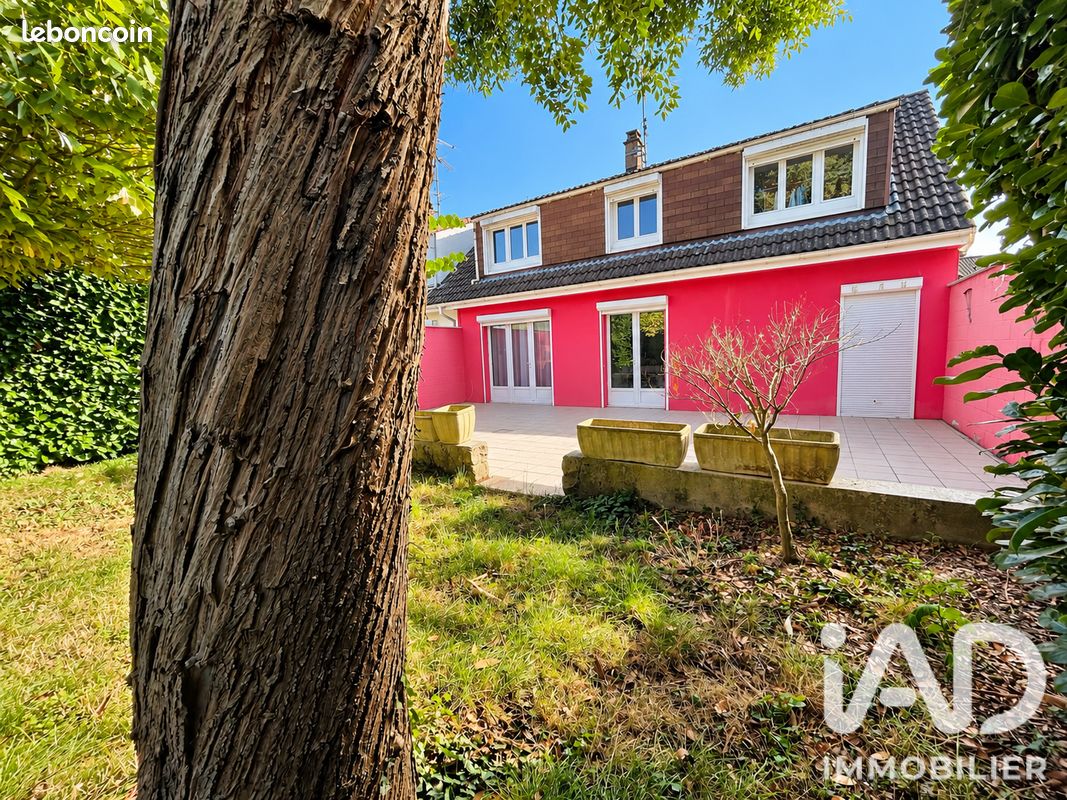 Maison 5 pièces 108 m² · à Rœulx · 108 m² · 183 000 €