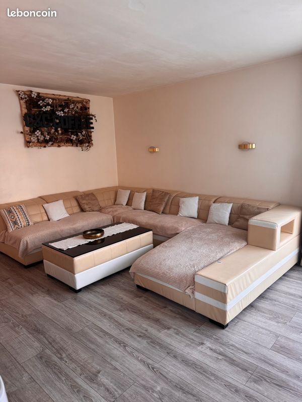 đĄ chambre meublĂ©e avec tv â colocation t3 â rĂ©sidence marseille â 650 cc (image 2)