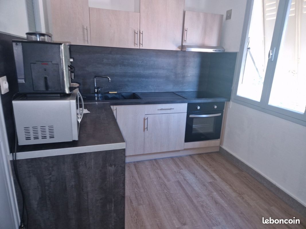 Appartement 3 pièces 60 m² · à Aubenas · 60 m² · 685 €/mois