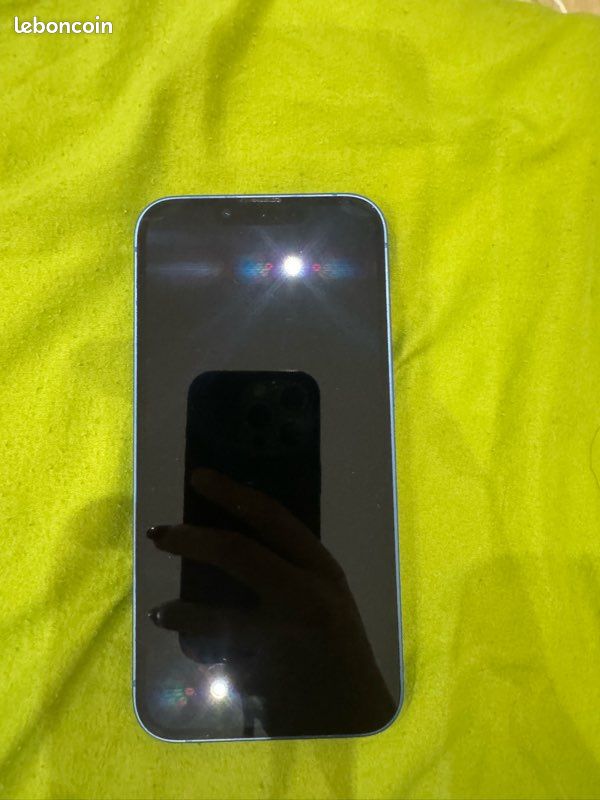 IPhone 13 (image 1)