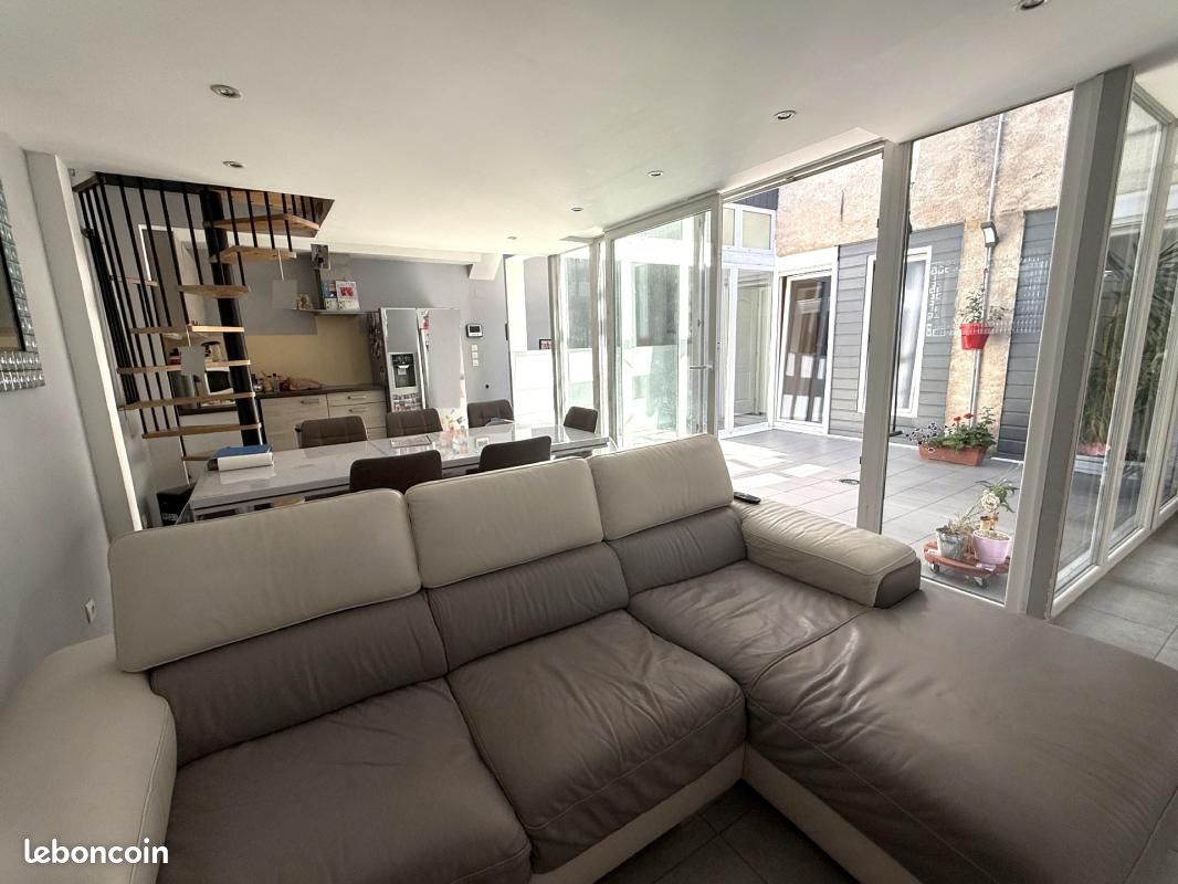Appartement 5 pièces 93 m² · à Toul · 93 m² · 163 000 €