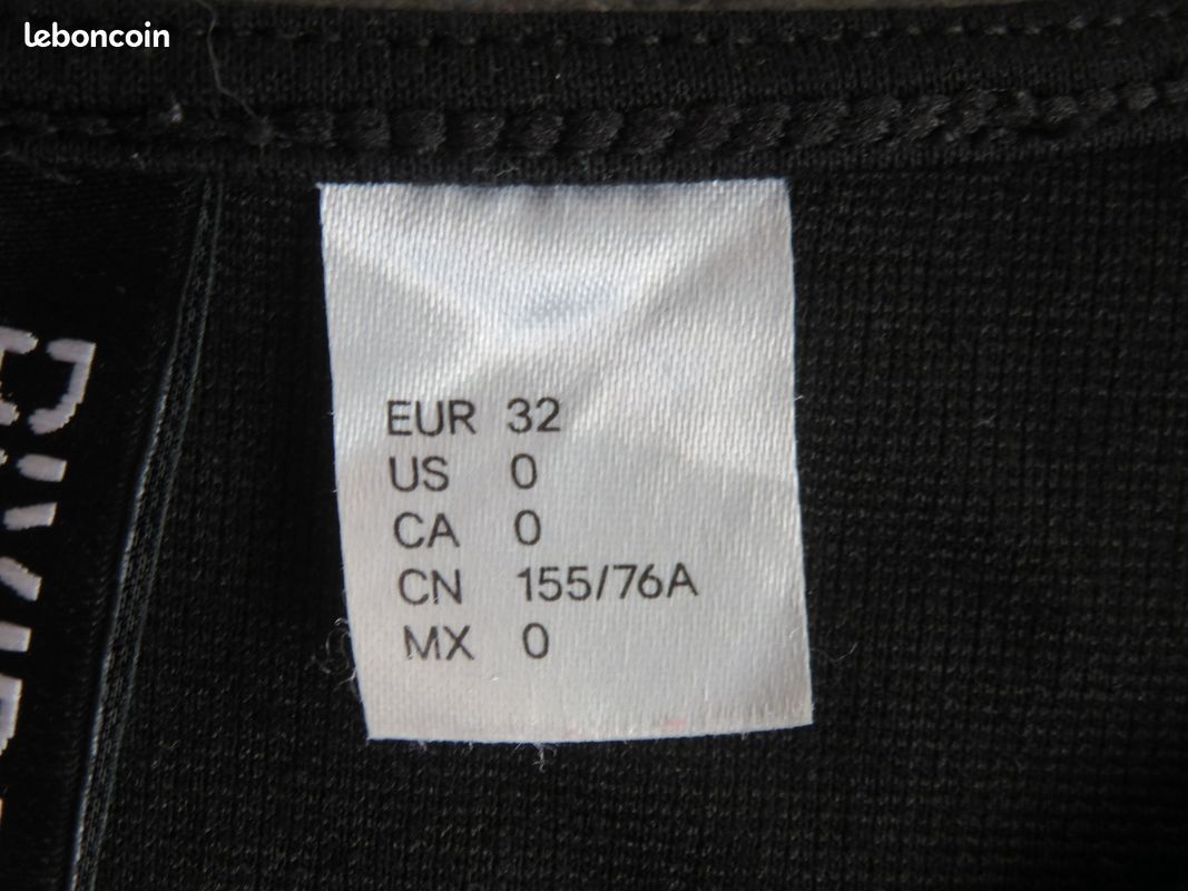 Robe Style Patineuse Divided By H&M Taille XS Noir - Occasion Très Bon état