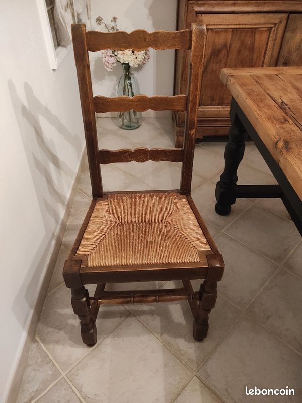 Chaise en chêne assise paillées (image 1)