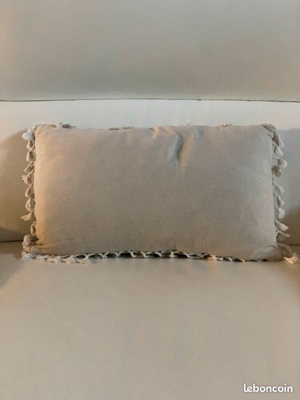Coussin décoratif Ostaria (image 2)