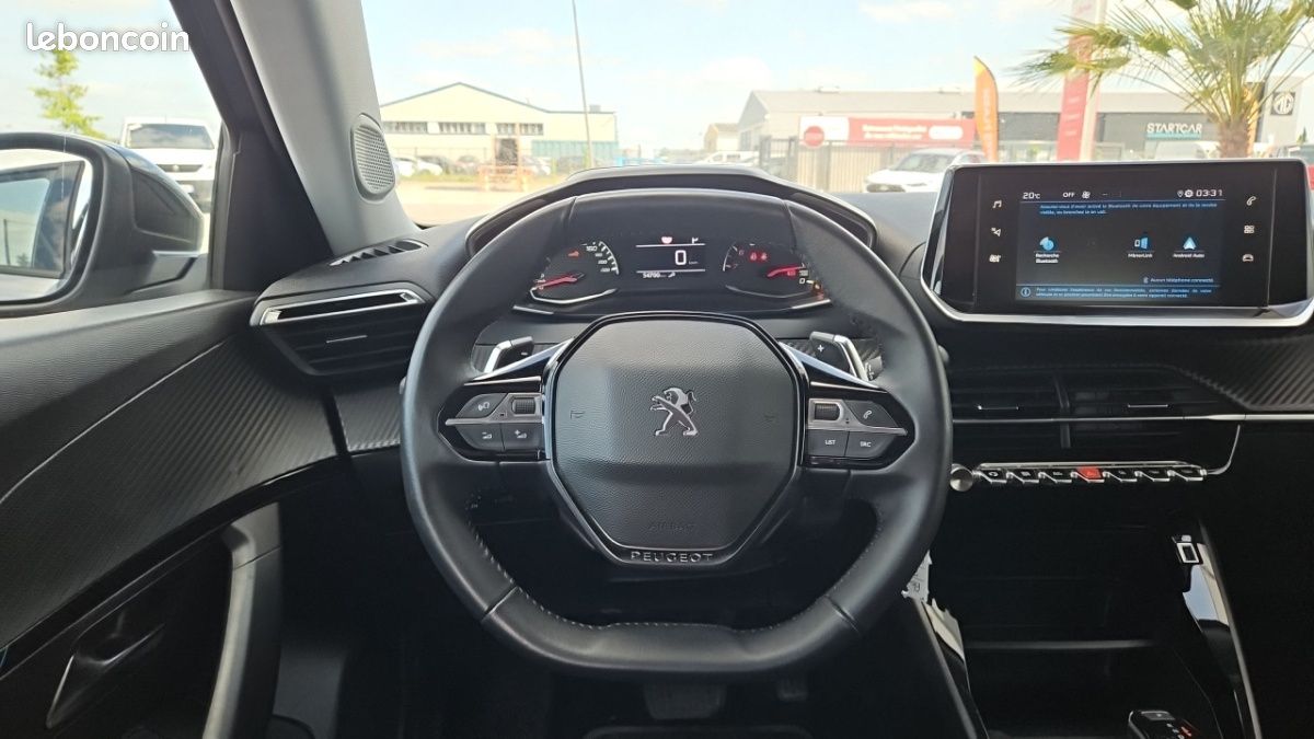Peugeot 2008 PURETECH 130 SS EAT8 STYLE (image 15)