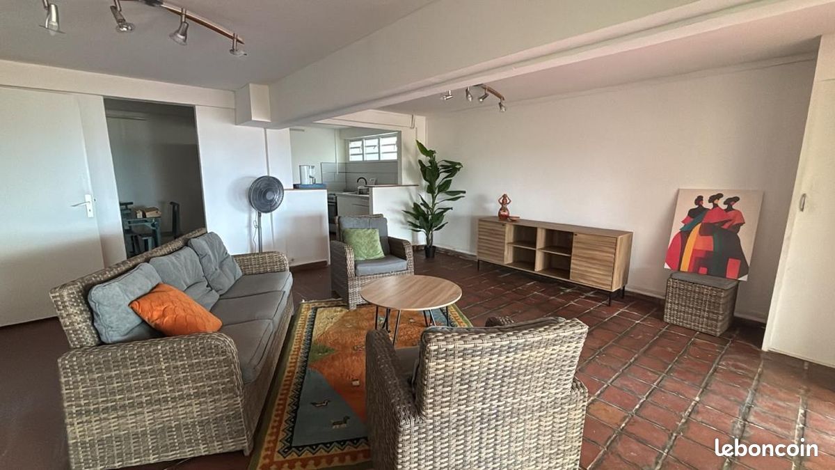 Appartement 3 pièces 90 m² · au Robert · 90 m² · 1 200 €/mois