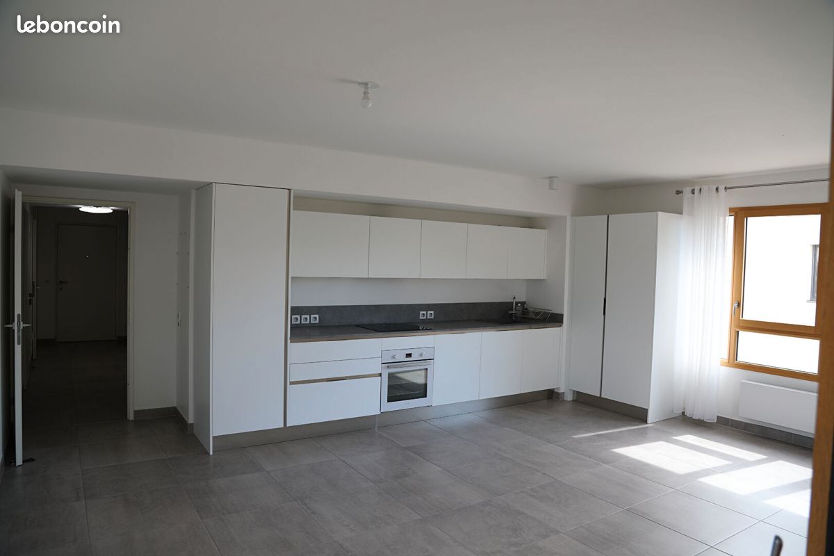 Appartement 4 pièces 96 m² · à Caluire-et-Cuire · 96 m² · 1 598 €/mois