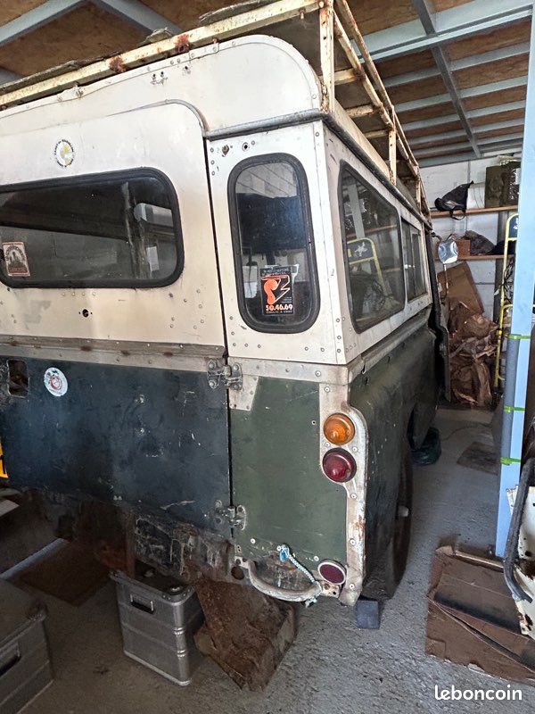 Land Rover 109 - Série 2a de 1970 (image 2)