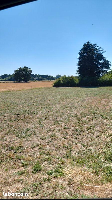 Terrain constructible · à Gratentour · 95 000 €